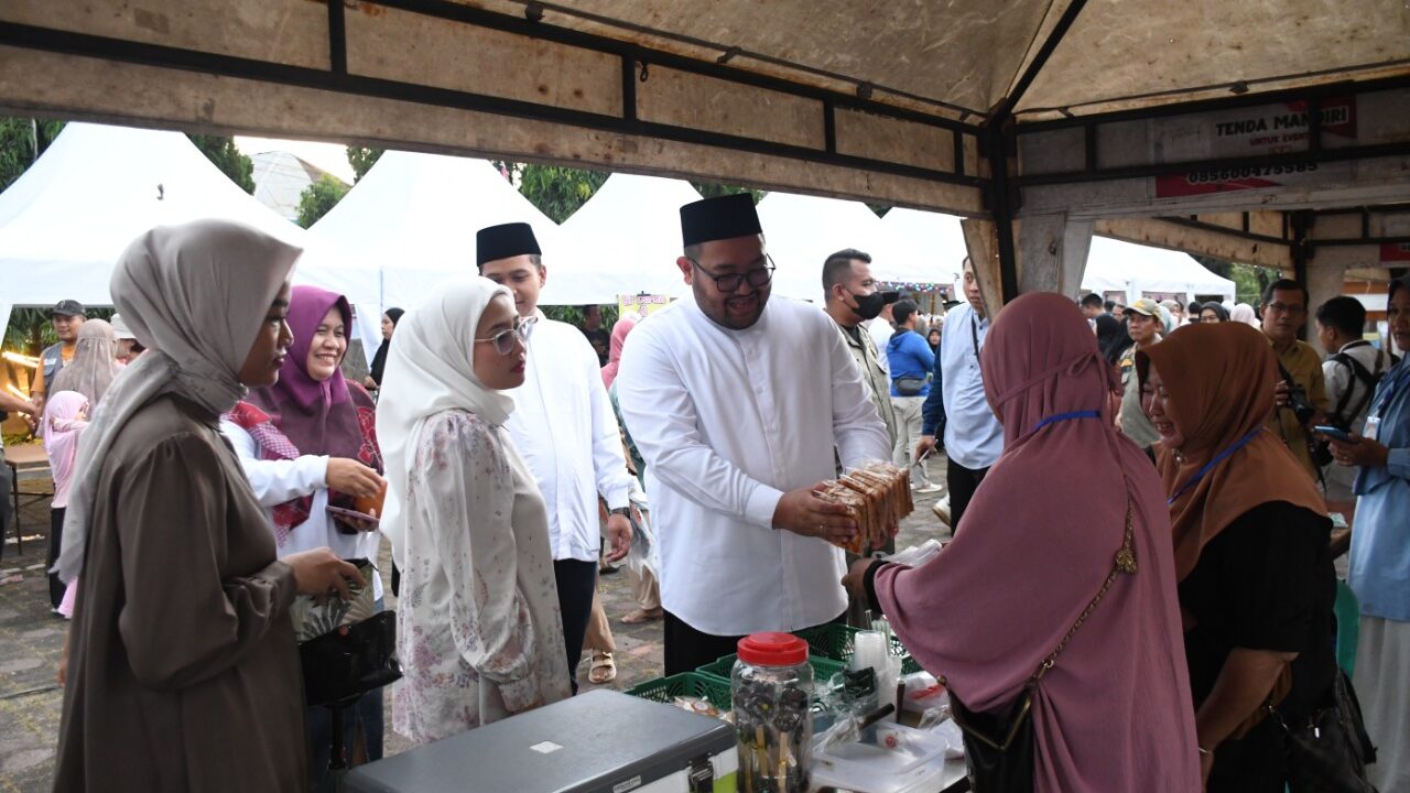 Bazar Ramadhan, Langkah Awal Bupati Fahmi Hidupkan Kembali Taman Kota Usman Janatin