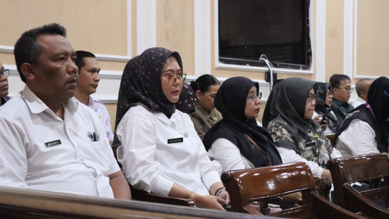 Pemkab Purbalingga Tanggapi Pandangan Fraksi DPRD atas Dua Raperda